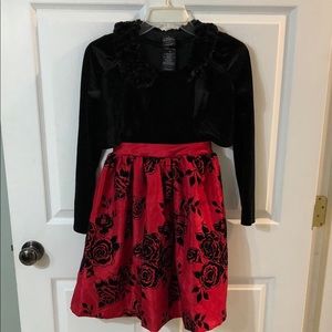 2pc Beautiful Girls Velvety Blk &Red Dress Sz 12
